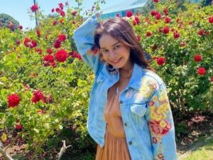 Rossa bagikan sejumlah momen liburan ke luar negeri bersama putra tercintanya. Intip berbagai potret kece dari penyanyi ini.