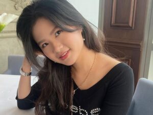 Meskipun Kaesang Pengarep diisukan telah bertunangan, tetapi mantan kekasih, Felicia Tissue tampaknya sudah move on dan kini semakin bersinar.