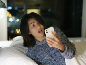 Penyebab Sering Terbangun Tengah Malam
