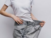 Memperhatikan pola makan adalah hal yang penting dalam proses diet. Pemilihan makanan yang sehat menjadi salah satunya.
