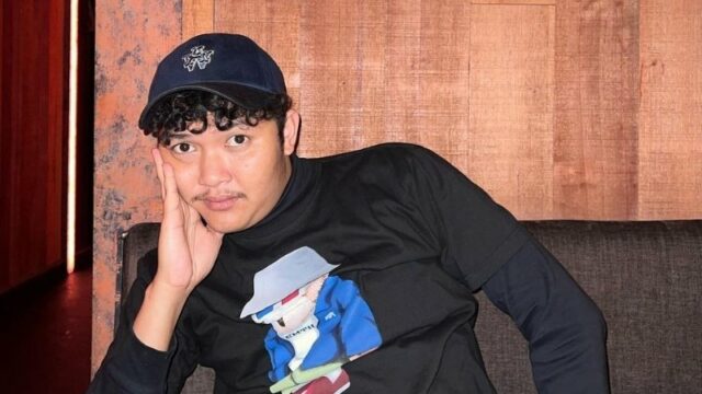 Pertemanan Nopek Novian dan Livy Renata ternyata mencuri perhatian para netizen. Nopek juga nampak sering berkolaborasi dengan Livy.