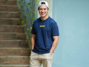 Nama Baim Wong memang cukup kontrovesial. Setiap hal yang ia lakukan cukup menarik perhatian para netizen Indonesia.