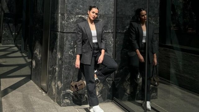 Raisa Andriana baru-baru ini mengunggah potret dirinya dengan style yang sedang hype saat ini, sontak banyak netizen yang beri pujian.