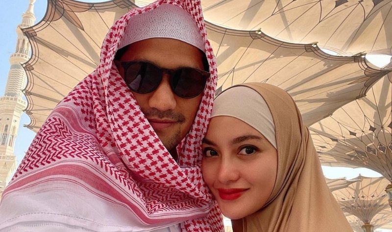 Doa Ibnu Jamil dan Ririn Ekawati Terjawab Saat Umroh, Keajaiban Sungguh Ada 2 Lampiran Gambar