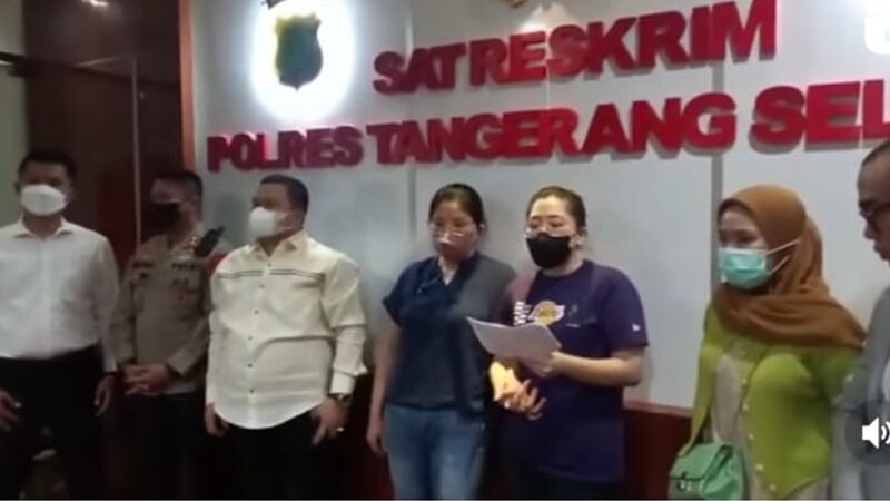 Ditangani anak Hotman Paris, ibu bermobil Mercy akhirnya menyampaikan permintaan maaf dan penyesalannya pada paegawai Alfamart.