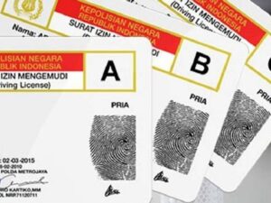 Bagaimana dan cara membuat SIM (Surat Izin Mengendarai)? Teryata untuk membuat SIM bisa dilakukan dari rumah lho