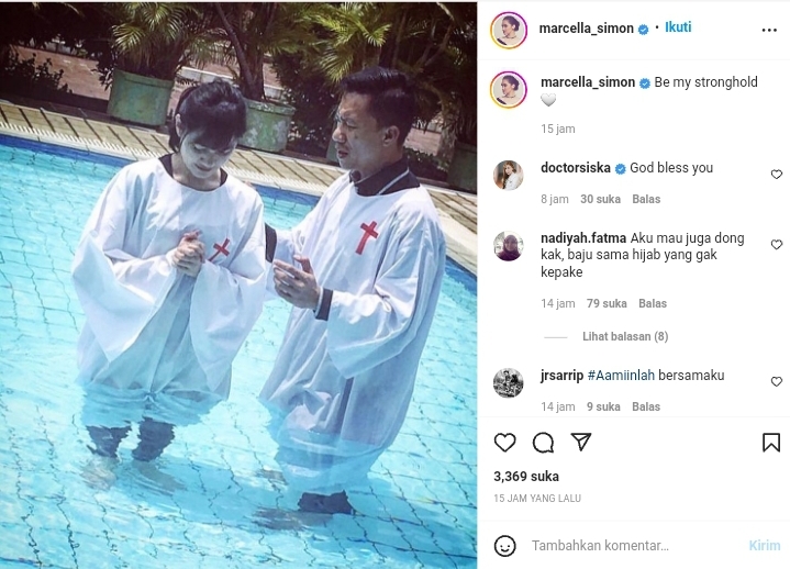 Setelah dua tahun menjadi mualaf, Marcella Simon kini kembali memeluk Kristen. Sekarang Marcella sudah menghapus semua foto berhijabnya.