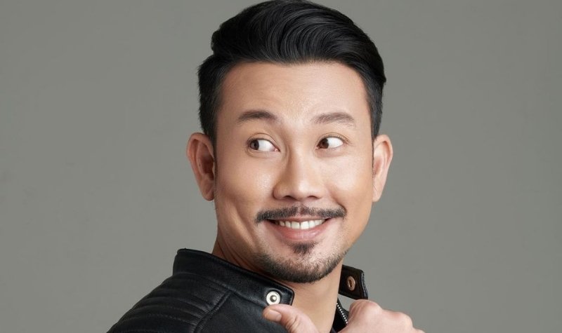 Kabar duka datang dari konten kreator, Denny Sumargo. Salah seorang anggota tim yang diandalkannya menghembuskan nafas terakhir.
