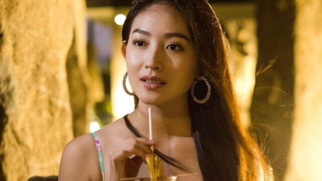 Artis cantik Natasha Wiloan belum lama ini kedapatan tidak memakai baju saat berolahraga, body seksinya pun jadi sorotan warganet.