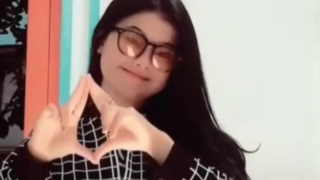 Seorang wanita yang merupakan anak PNS mengunggah sebuah video hinaan kepada anak petani karena orang tuanya seorang PNS.