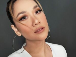 Bunga Citra Lestari tuliskan pesan berisi harapan agar konsernya yang akan segera digelar di Singapura bisa berjalan lancar.