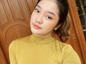 Chika Chandrika merasa percaya diri mengaku sebagai sosok wanita yang limited edition, netizen pun beramai-ramai tuliskan reaksinya.