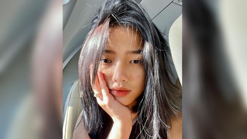 Cekricek.id - Ternyata ada banyak tingkah dan kelakuan Fuji yang bikin geleng kepala saat duduk di bangku sekolah, mamanya setuju hp disita