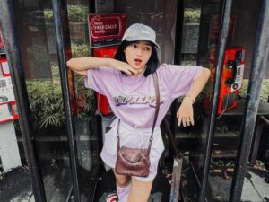Fuji selalu mendapat pujian terkait dengan dirinya yang dianggap begitu fotogenic sekaligus gaya posenya yang patut ditiru.