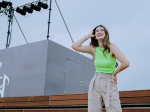 Luna Maya selalu bahagia sambut kedatangan bulan Agustus sebagai bulan kelahirannya. Outfit dan penampilannya selalu tuai pujian.