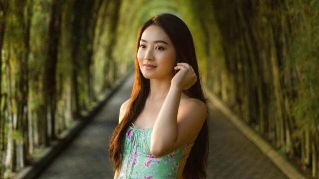 Natasha Wilona kenakan mini dress hijau, cantiknya dipuji juara karena terlalu berlebihan serta juga sangat perfect sebagai seorang wanita.