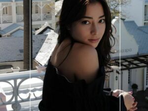 Nikita Willy tetap mendapat banyak pujian dari netizen ketika tampil tanpa make up. Karena wajahnya dipuji jadi terlihat elegan.