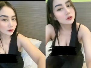 Pamela Safitri buat banyak netizen merasa panas dingin ketika melihat sebuah video baru yang ia unggah sengaja pamer dada.