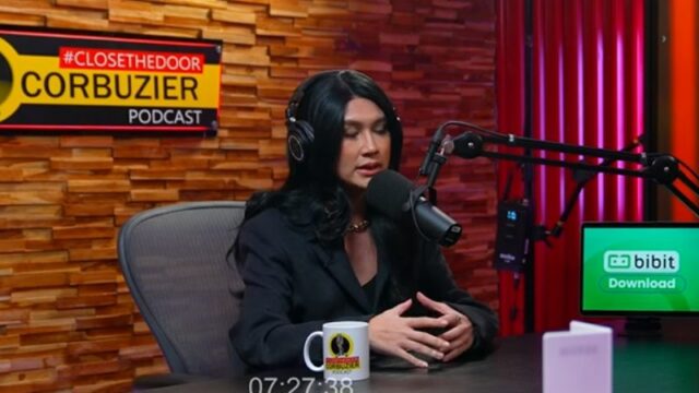 Ravelio Bahri sebagai sosok cowok tercantik yang pernah ada bahkan sampai buat Deddy Corbuzier awalnya terpesona.
