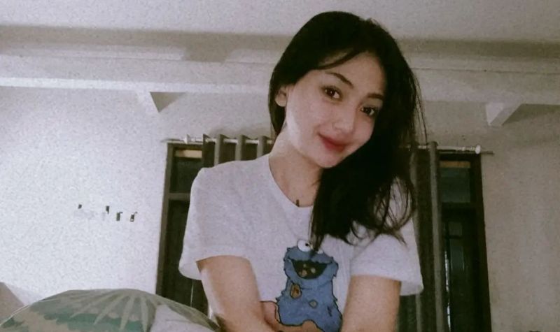 Riesca Rose bantah semua tudingan miring yang mengarah padanya disebut-sebut sebagai selingkuhan Sule hingga Nathalie minta cerai.