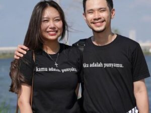 Siska Kohl pertama kalinya makan di warteg diajak sang kekasih, Jess No Limit, malah dapat banyak pujian dari berbagai netizen.