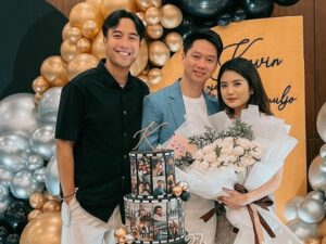Vidi Aldiano berikan pesan bagi calon istri Kevin Sanjaya yang merupakan sahabatnya. Salah satunya tidak melarang hobi keduanya.