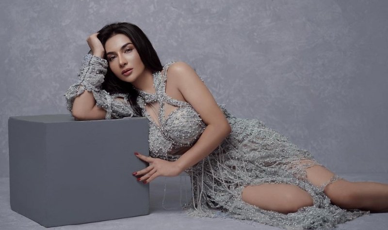 Model Cantik Siva Aprilia ternyata pernah dapat tawaran untuk menjadi model tanpa busana. Gilanya, honor yang ditawarkan hanya 2 juta rupiah.
