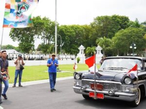 Setiap kepala negara pastinya memiliki kendaraan yang digunakan baik sebagai kendaraan pribadi maupun kendaraan dinas, atau mobil presiden.