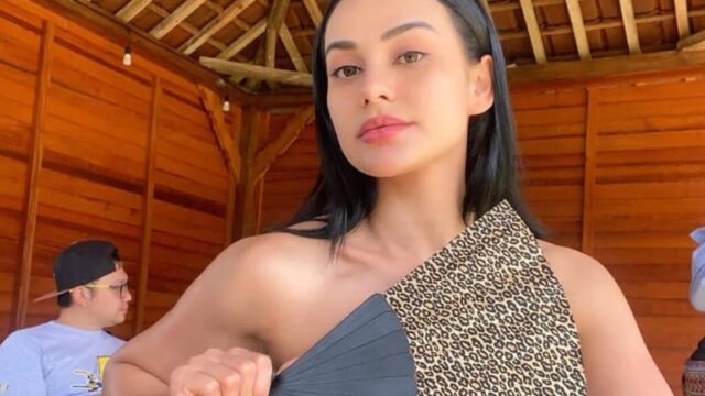 Nora baru saja hebohkan jagat maya dengan unggahan seksi di laman Instagram pribadinya yang mengunggah foto seksi, Rabu (21/9/2022).