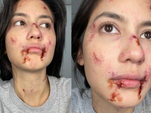 Pevita Pearce memamerkan wajahnya yang penuh dengan darah kering pada unggahan di akun Instagram, Kamis (15/9/2022). Dengan memasang ekspresi sedih, dia malah membuat netizen jatuh hati dan memujinya tetap terlihat cantik dalam keadaan itu.