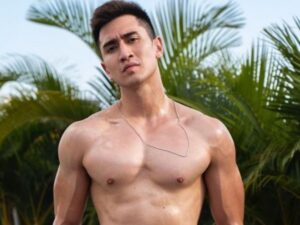 Teriakan Verrel Bramasta yang terdengar seperti terikan banci saat bermain bola pingpong dengan Rizky Nazar hebohkan jagat maya.
