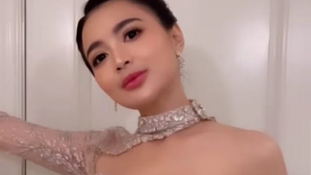 Wika Salim hebohkan jagat maya dengan unggahan seksi di laman Instagram pribadinya yang meniau berbagai komentar netizen Indonesia.