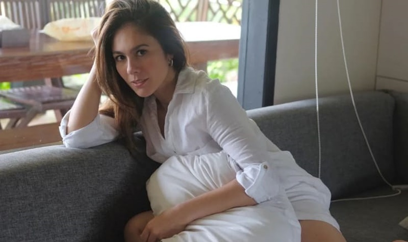 Wulan Guritno baru saja mengunggah sebuah potret seksinya di laman Instagram pribadinya yang langsung tuai sorotan warganet.