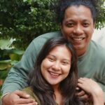 Indah Permatasari melahirkan anak pertamanya, begini reaksi bahagia yang diperlihatkan oleh Arie Kriting selaku suami siaga.
