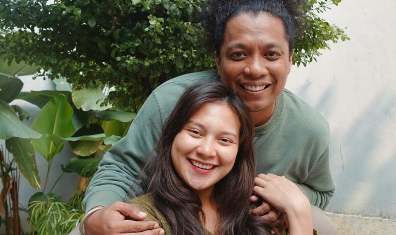 Parodikan Bunda Corla, Begini Lucunya Indah Permatasari yang Disebut Pelawak Berkedok Artis 2 Indah Permatasari melahirkan anak pertamanya, begini reaksi bahagia yang diperlihatkan oleh Arie Kriting selaku suami siaga.