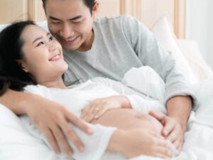 Ada banyak orang di muka bumi ini yang ingin segera hamil untuk melanjutkan keturunan, inilah beberapa tips agar kamu cepat hamil.