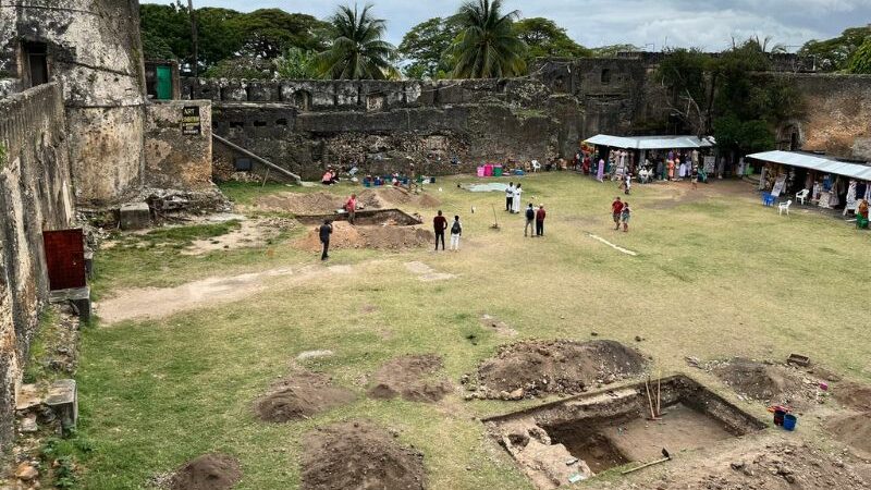 Cekricek.id - Ternyata masih ada sejarah yang belum terkuak berkaitan dengan Kota Batu Zanzibar. Ternyata ada sejarah tersembunyi kota tersebut
