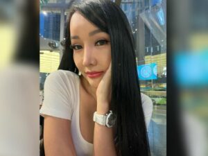 Cekricek.id - Lucinta Luna sendiri mengaku ada berbagai anggota tubuh yang disukainya setelah menjalani operasi plastik, yaitu bagian pinggul