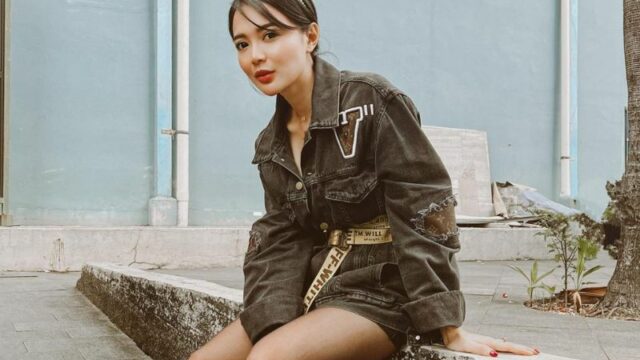 Cekricek,id - Denny Cagur larang netizen untuk zoom video Wika Salim saat mengenakan pakaian yang terlalu ketat di sebuah videonya