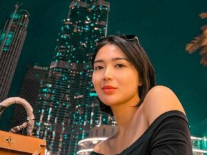 Cekricek.id - Menerima berbagai pujian bukan lagi hal baru bagi seorang penyanyi dangdut Wika Salim. Kali ini ia dipuji begitu gemoy dan natural.