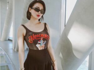 Cekricek.id - Melihat wajah cantik dari seorang penyanyi dangdut Wika Salim, rupanya mampu membawa kebahagiaan.