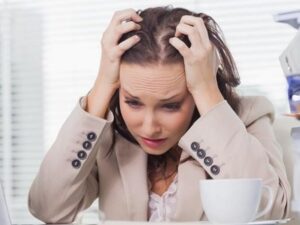 Inilah beberapa cara atau tips yang bisa Kamu lakukan untuk menghilangkan rasa stress agar hidup lebih bahagia, Rabu (04/10/2022).