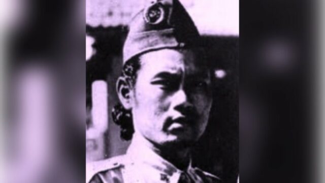 Abdul Kahar Muzakkar Seorang prajurit Tentara Nasional Indonesia berpangkat Letnan Kolonel yang terkemuka pada masa Revolusi.