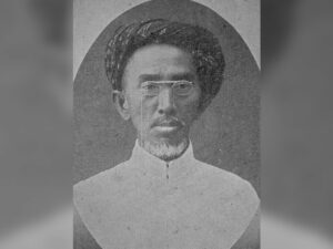 Ahmad Dahlan adalah tokoh pendiri organisasi Muhammadiyah. Ahmad Dahlan dilahirkan di Yogyakarta pada 1 Agustus 1868 dengan nama Muhammad Darwis.