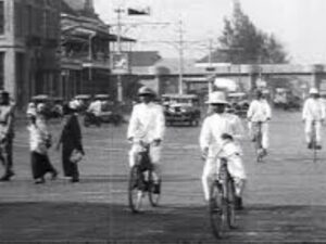 Kamus Sejarah Indonesia - Ambtenaar