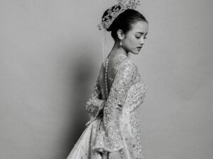 Fuji dikabarkan sudah melakukan foto prewed yang terlihat dari unggahan di laman Instagramnya yang langsung hebihkan jagat maya.