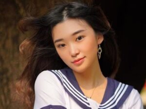 Livy Renata mengaku pernah bolos sekolah, dan saat bolos Livy pergi ke Jepang bersama dengan orang tuanya, Sabtu (15/10/2022).