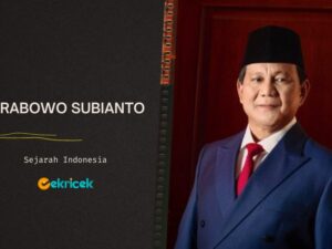 Prabowo Subianto, lahir pada tanggal 17 Oktober 1951 di Jakarta, adalah seorang politisi dan pengusaha Indonesia yang dikenal sebagai mantan Panglima Kostrad TNI AD. Ayahnya adalah seorang ahli ekonomi Indonesia bernama Soemitro Djojohadikoesoemo.