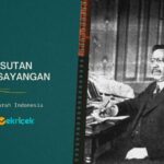 Sutan Kasayangan adalah pelopor kesadaran kebangsaan yang mendasari pendirian organisasi Perhimpunan Mahasiswa (Indische Vereeniging).