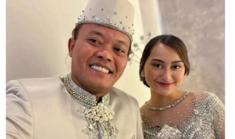 Komedian Sule dikabarkan menikah lagi dengan seorang wanita cantik, netizen pun mengira bahwa Sule akan menambah anak lagi.